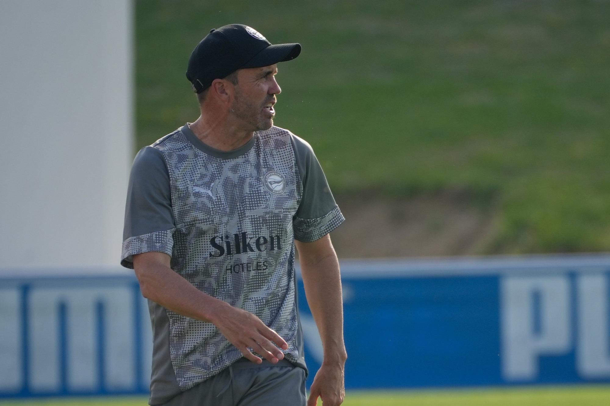 En imágenes: El Alavés pierde contra el Huesca en pretemporada (0-1)