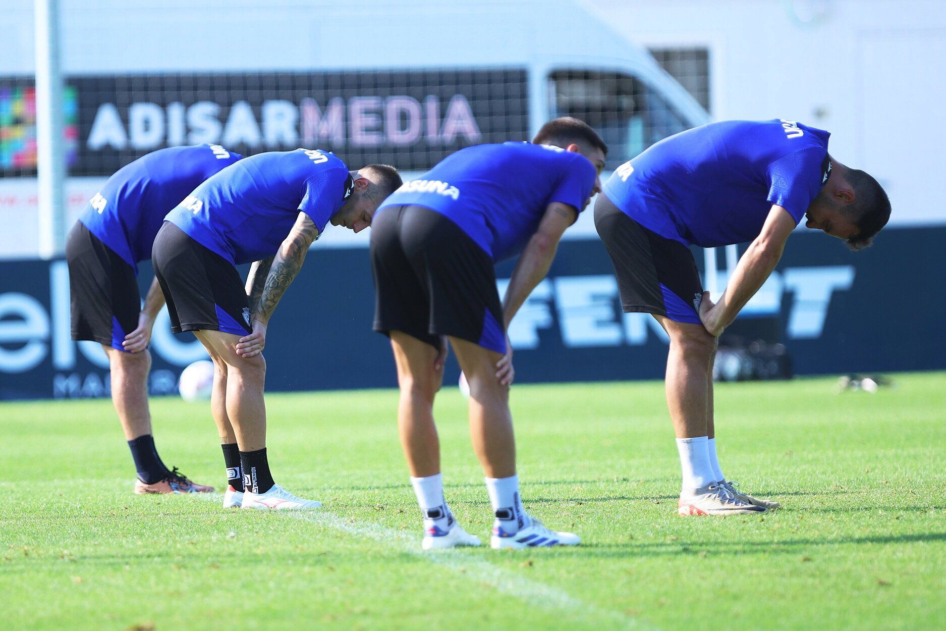 Fotos / Osasuna trabaja con intensidad en el entrenamiento de este miércoles