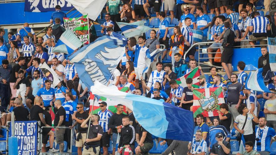 En imágenes: Búscate en las gradas del Deportivo Alavés - Valencia C.F.