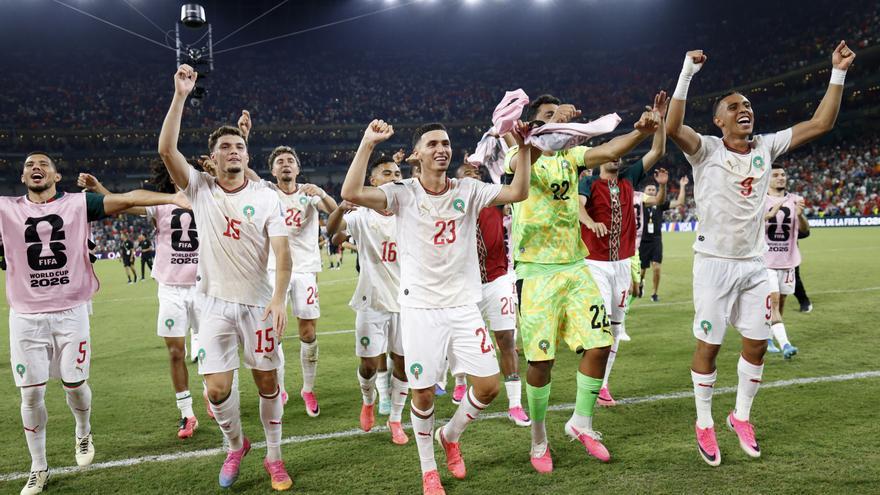 Marruecos tumba a Países Bajos en los penaltis y avanza a octavos