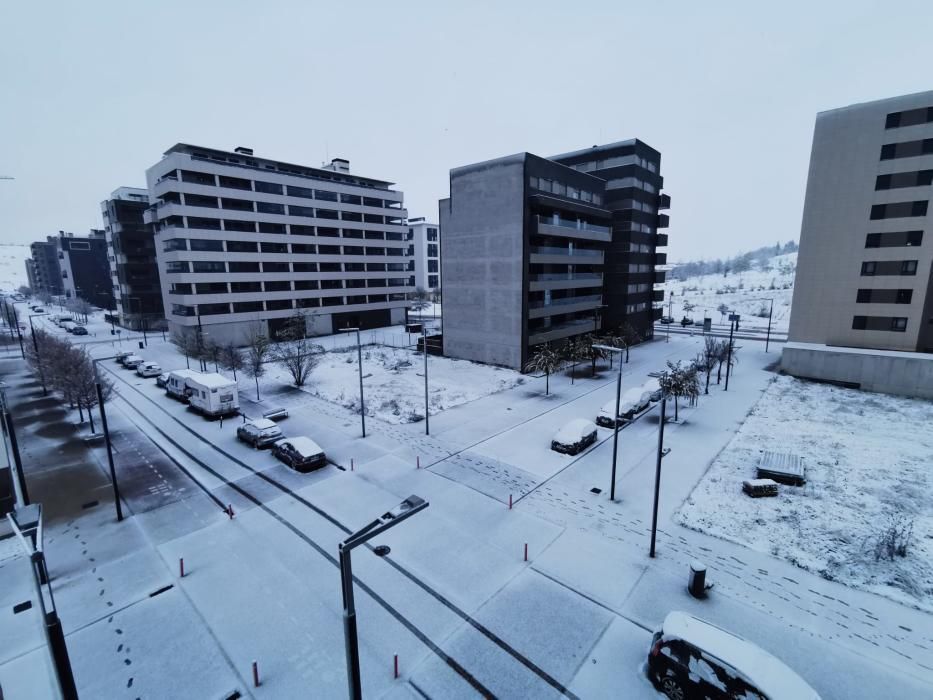 Imágenes de Pamplona y comarca este sábado cubiertas de nieve