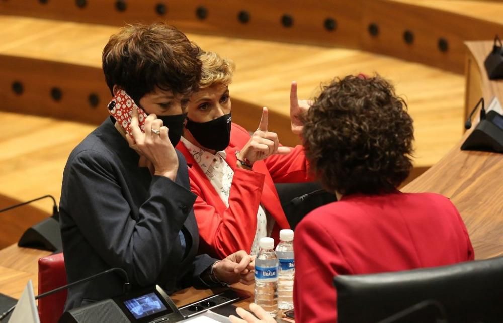 Pleno del Parlamento de Navarra (22-04-2021)