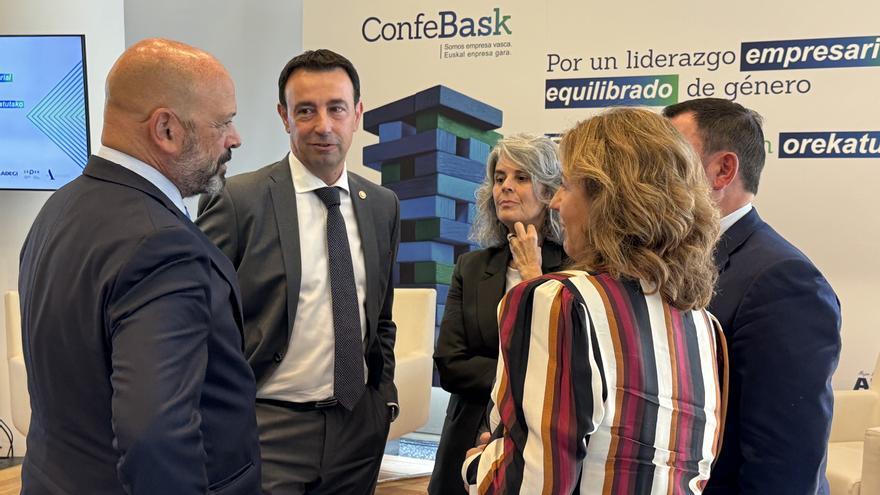 Torres aboga por &quot;un liderazgo feminista&quot; en la empresa vasca