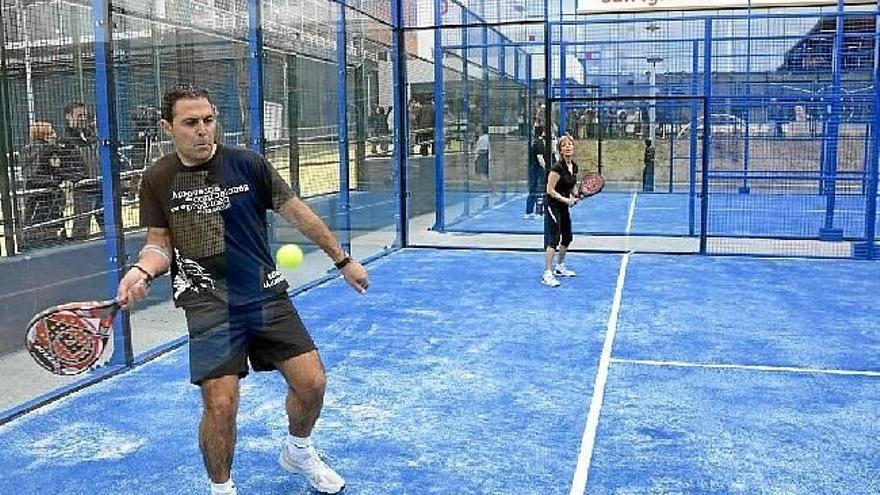 El polideportivo de San Inazio y sus remozadas instalaciones son escenario de los cursos.