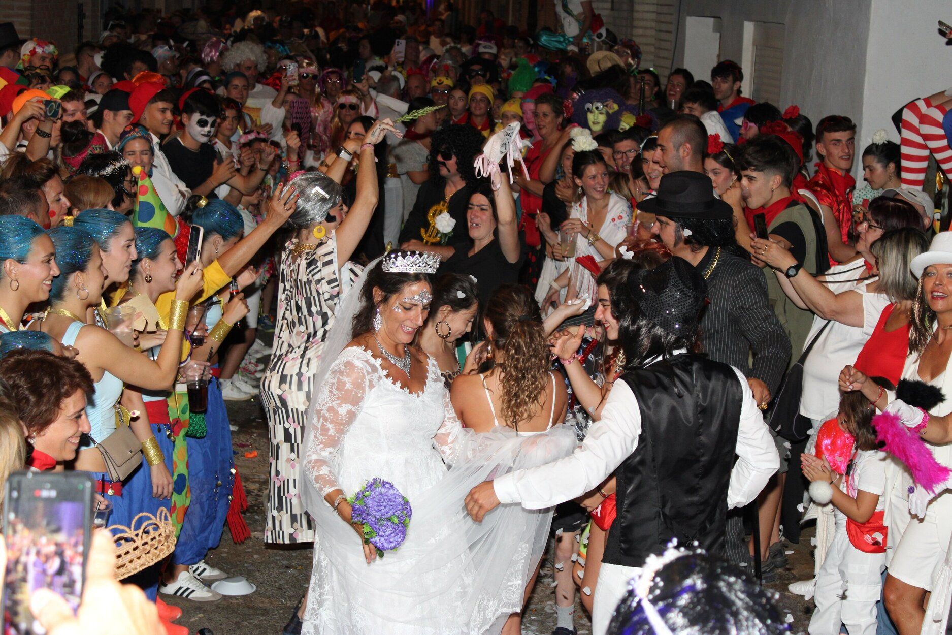 Tardeo de disfraces en Ablitas
