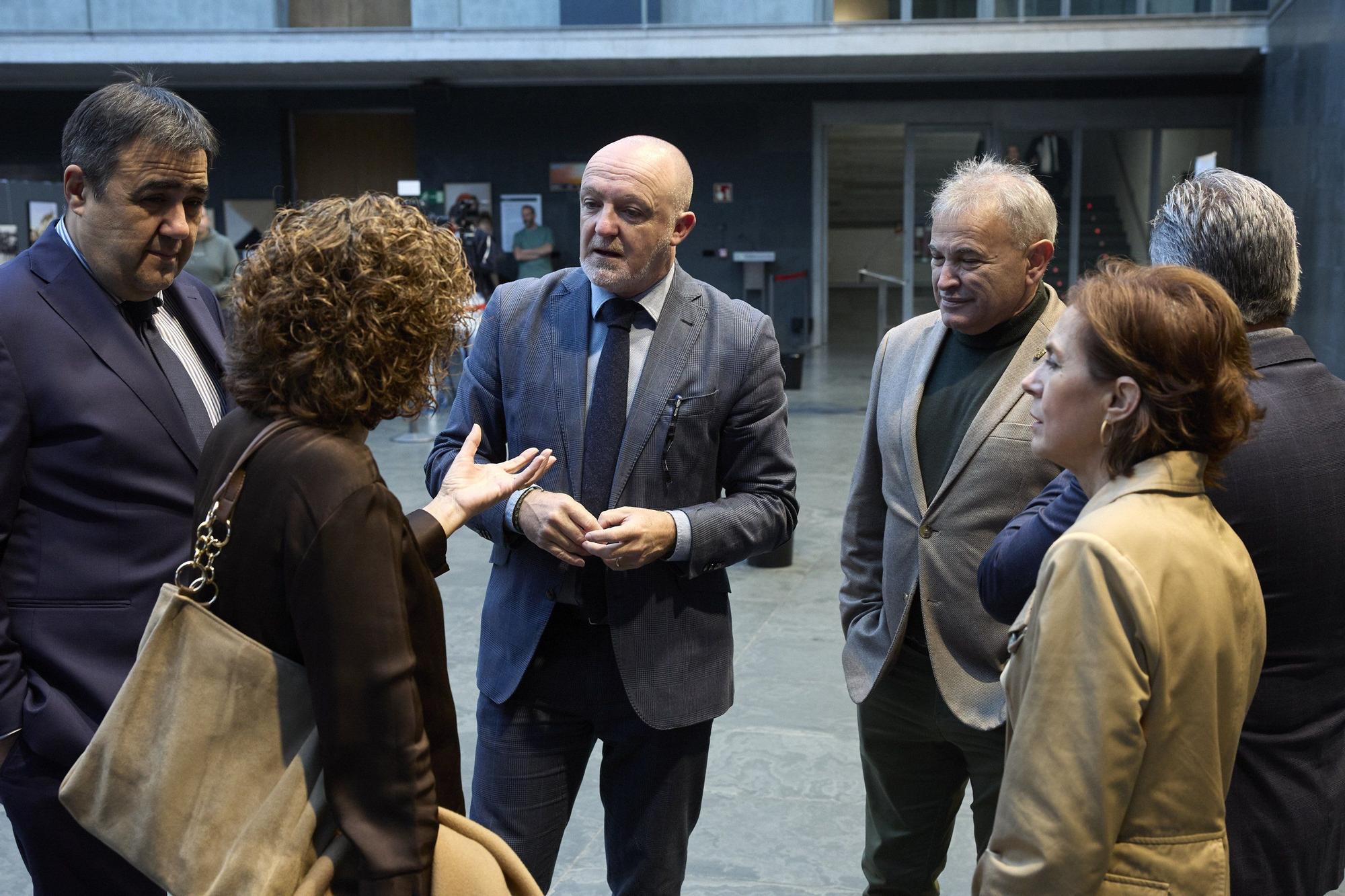 Fotos del pleno del Parlamento de Navarra (20 de noviembre de 2025)