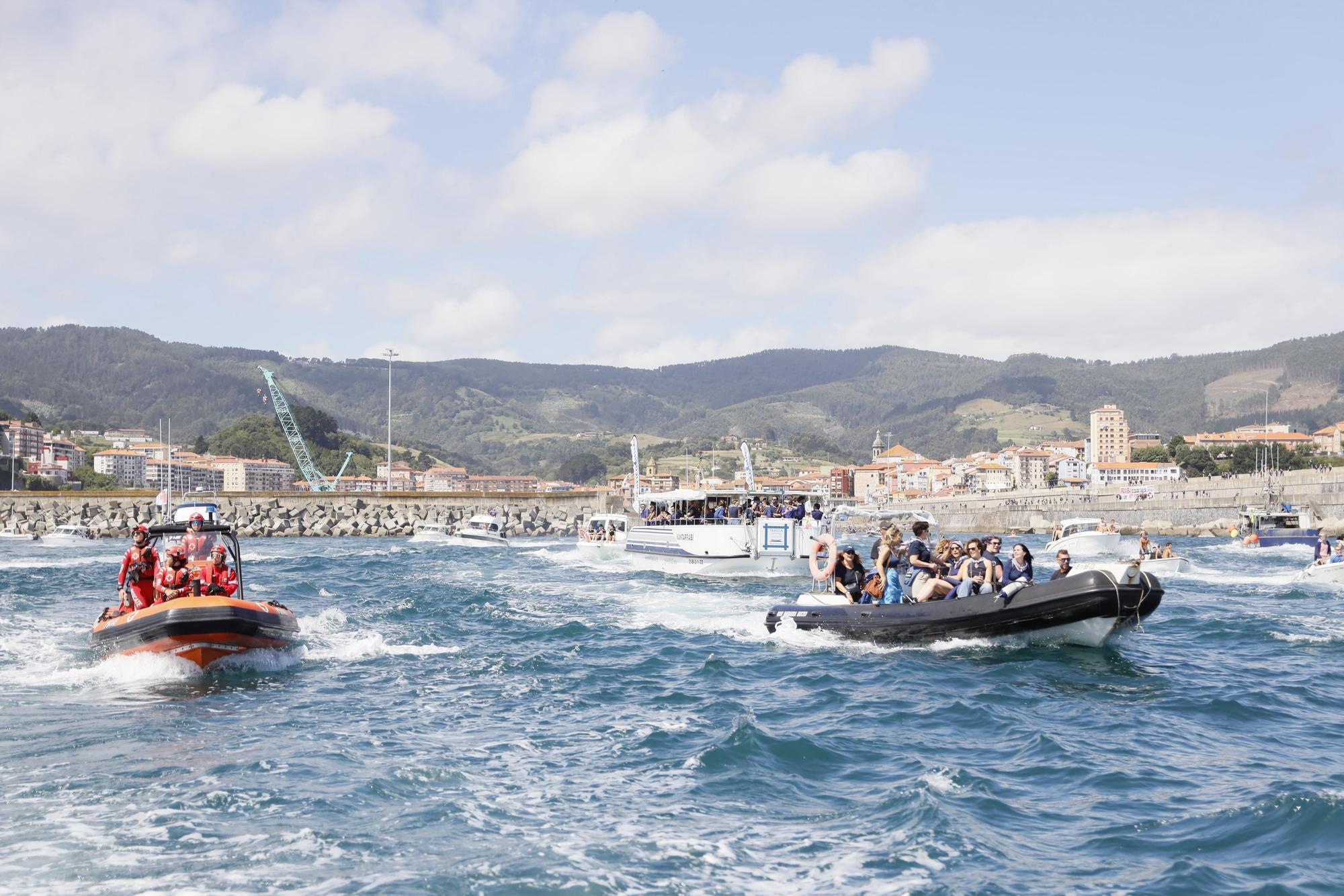 Bermeo cumple con la tradición en Madalenas: lanzamiento de la teja con un recuerdo especial para Palestina
