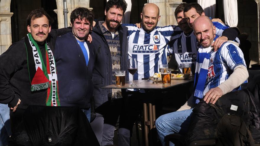 Osasuna - Real Sociedad: Gran ambiente antes del partido en Iruñea