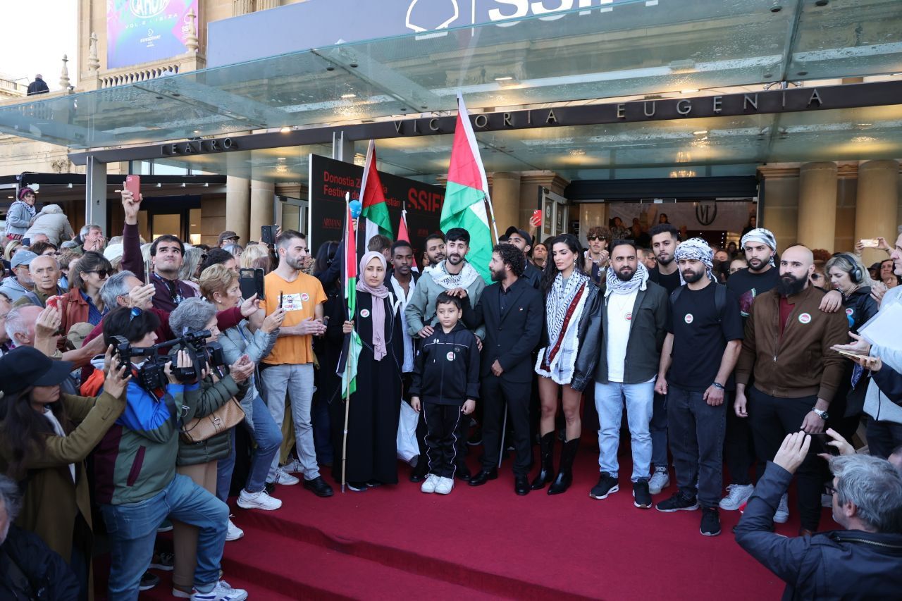 La solidaridad con Palestina llena las calles de Donostia