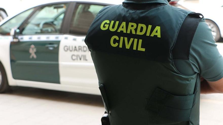 Dos detenidos por agredir mortalmente a un gorrilla que intentó apresarles por atropellar a una mujer en Valencia