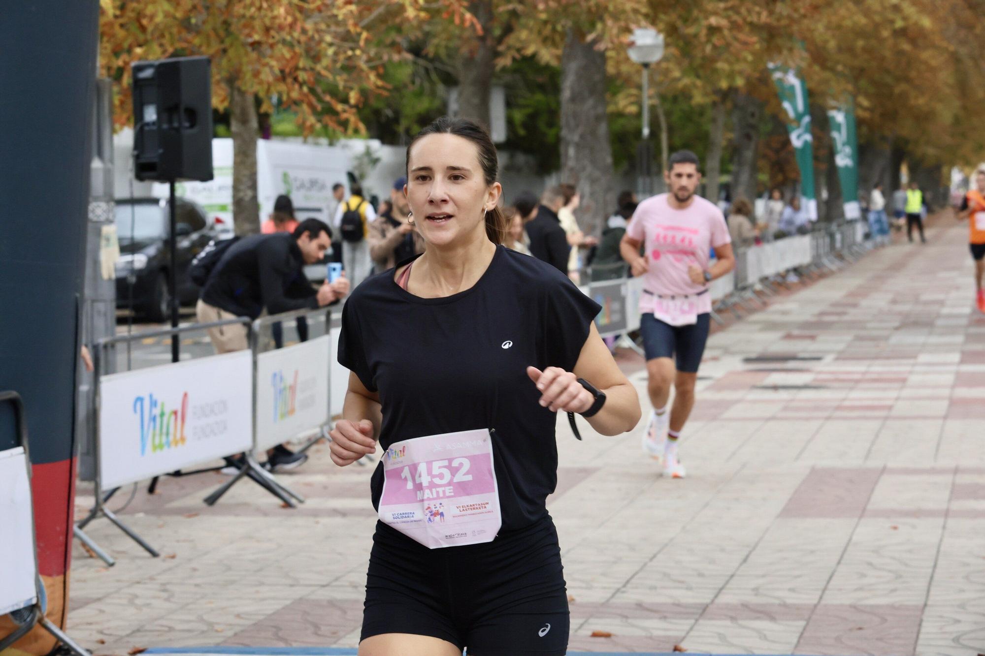 En imágenes: Vitoria se vuelca con la VI Carrera Solidaria contra el Cáncer de Mama