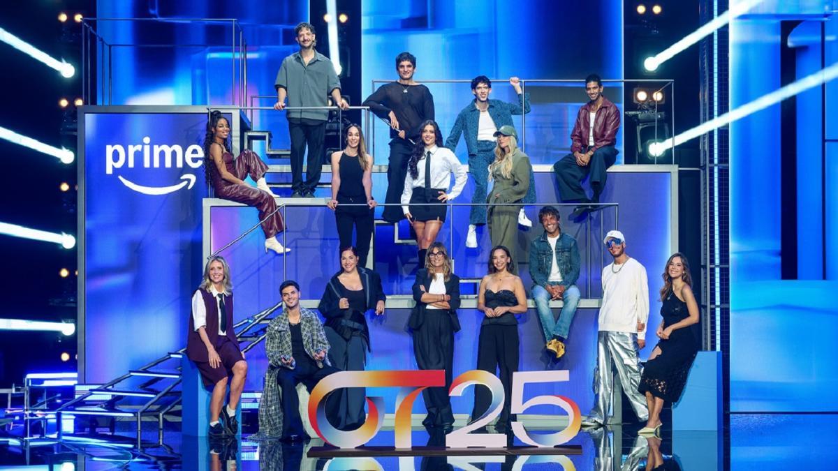 Los profesores, la directora de la academia, los presentadores y el jurado de &#039;Operación Triunfo 2025&#039;.