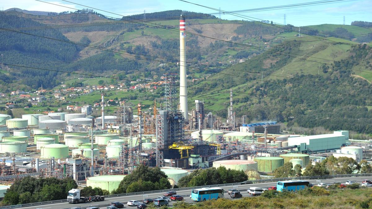 Refinería de PETRONOR