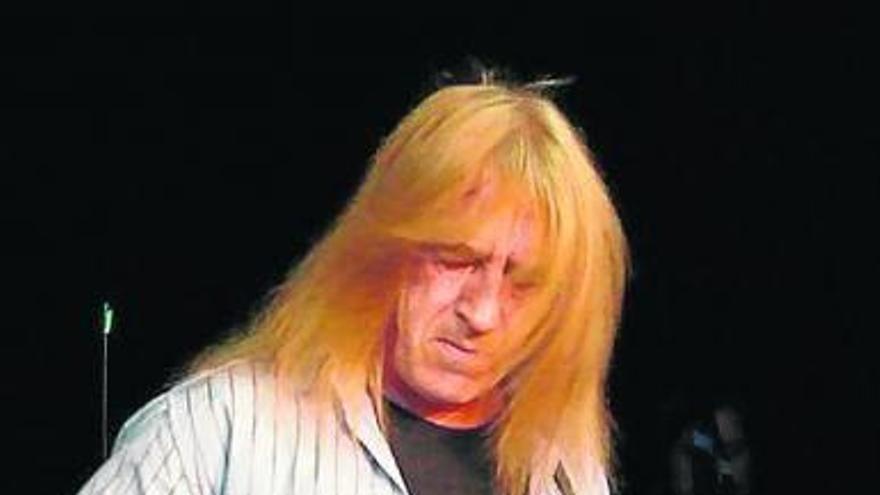 Trevor Bolder.