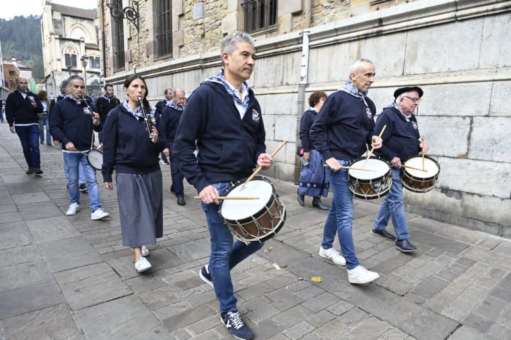 Las putxeras humean en Balmaseda en homenaje al tren de La Robla