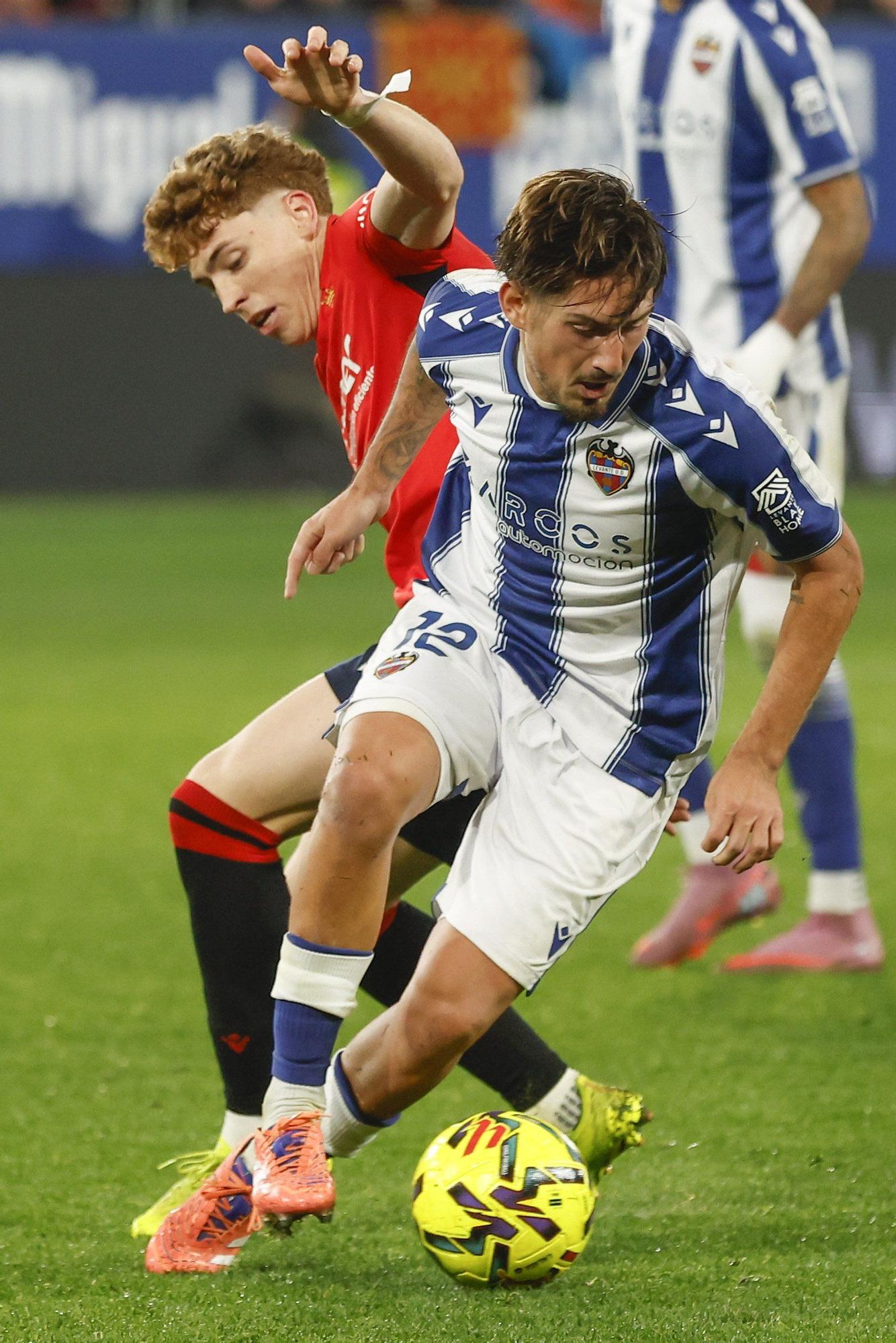 Fotos del partido Osasuna-Levante