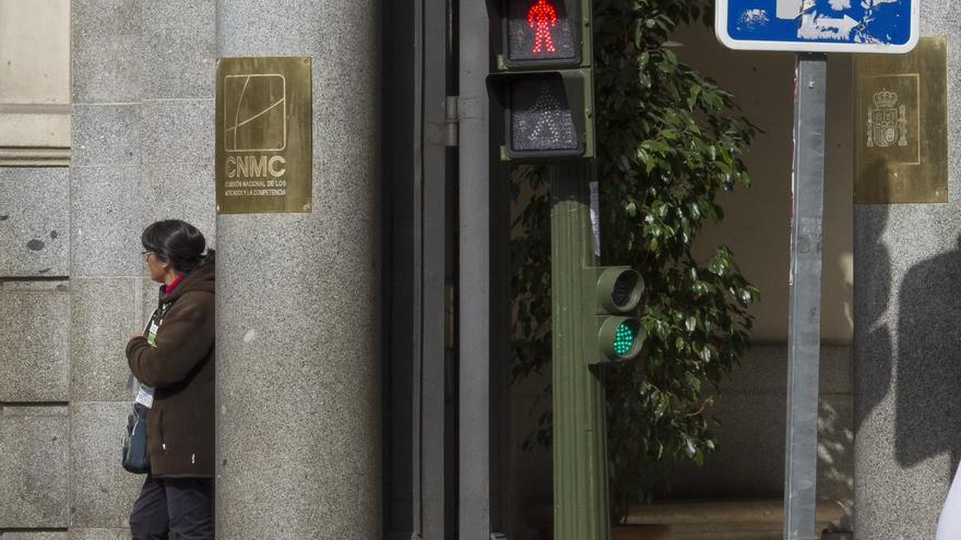 La CNMC sanciona a una web de porno por no impedir el acceso de menores a sus contenidos