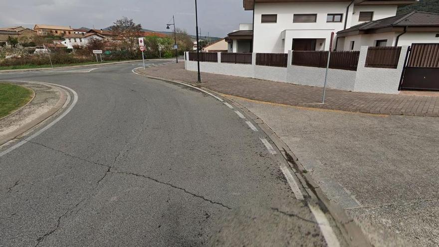 La colisión de una furgoneta contra una vivienda en Berriosuso deja ocho heridos trasladados al HUN