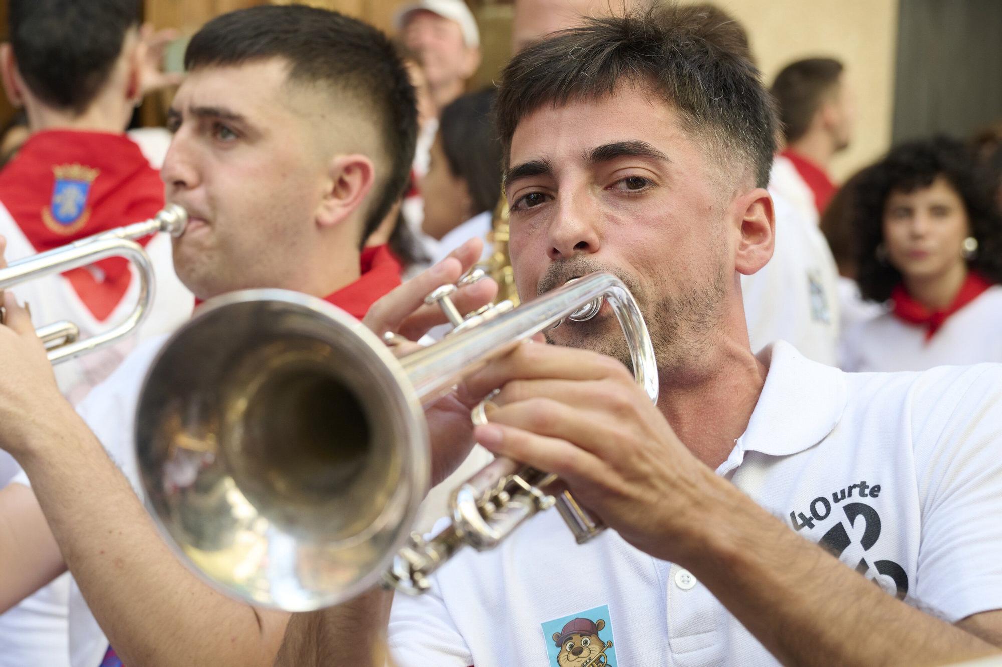 Fotos del cohete de fiestas de Lumbier 2025