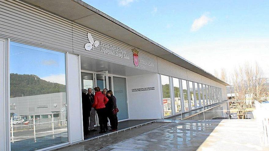 Foto de la Escuela Taller que acoge los cursos situada en el polígono Merkatondoa.