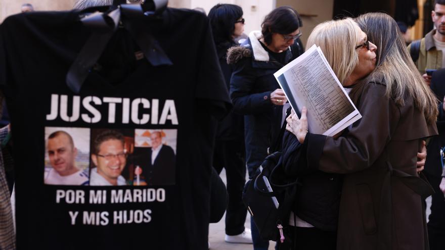 Las víctimas de la dana cargan contra la "negligencia" del Consell: "Queremos justicia y no venganza"