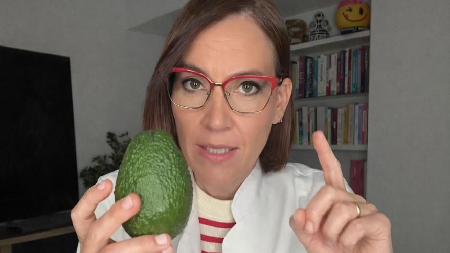 Boticaria García, nutricionista, desvela el infalible truco para madurar aguacates: "Se utiliza un calcetín"