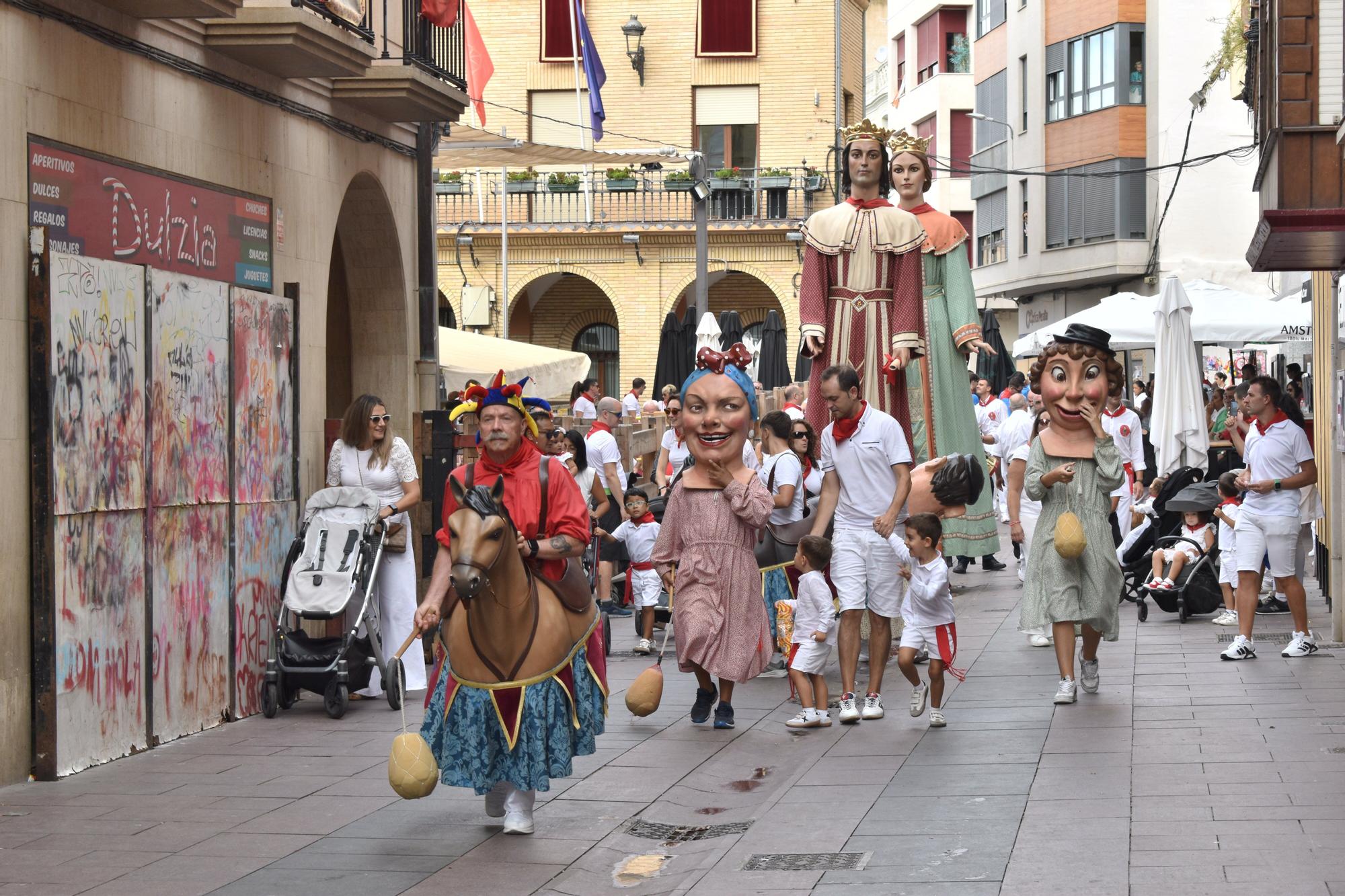 Fotos del día de los txikis en fiestas de Peralta 2025