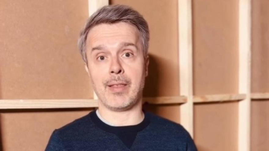 El generoso y aplaudido gesto del escritor Juan Gómez-Jurado con sus lectores: "Te honra"