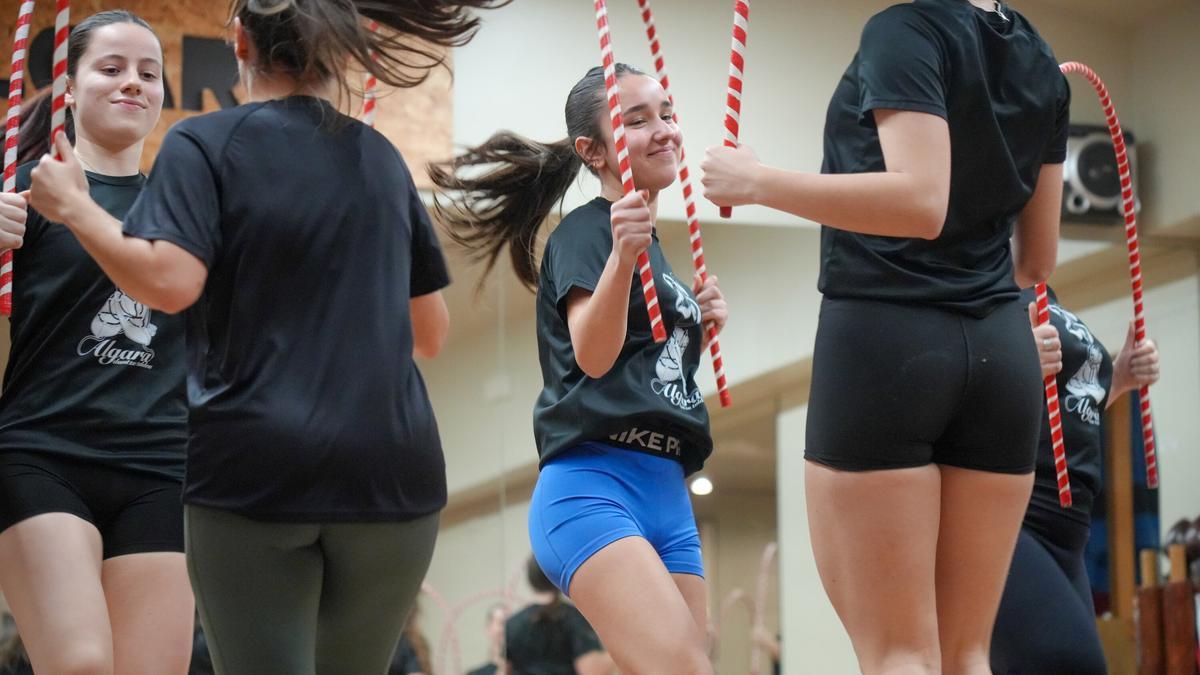 En imágenes: Algara Dantza Taldea cumple 25 años en Vitoria