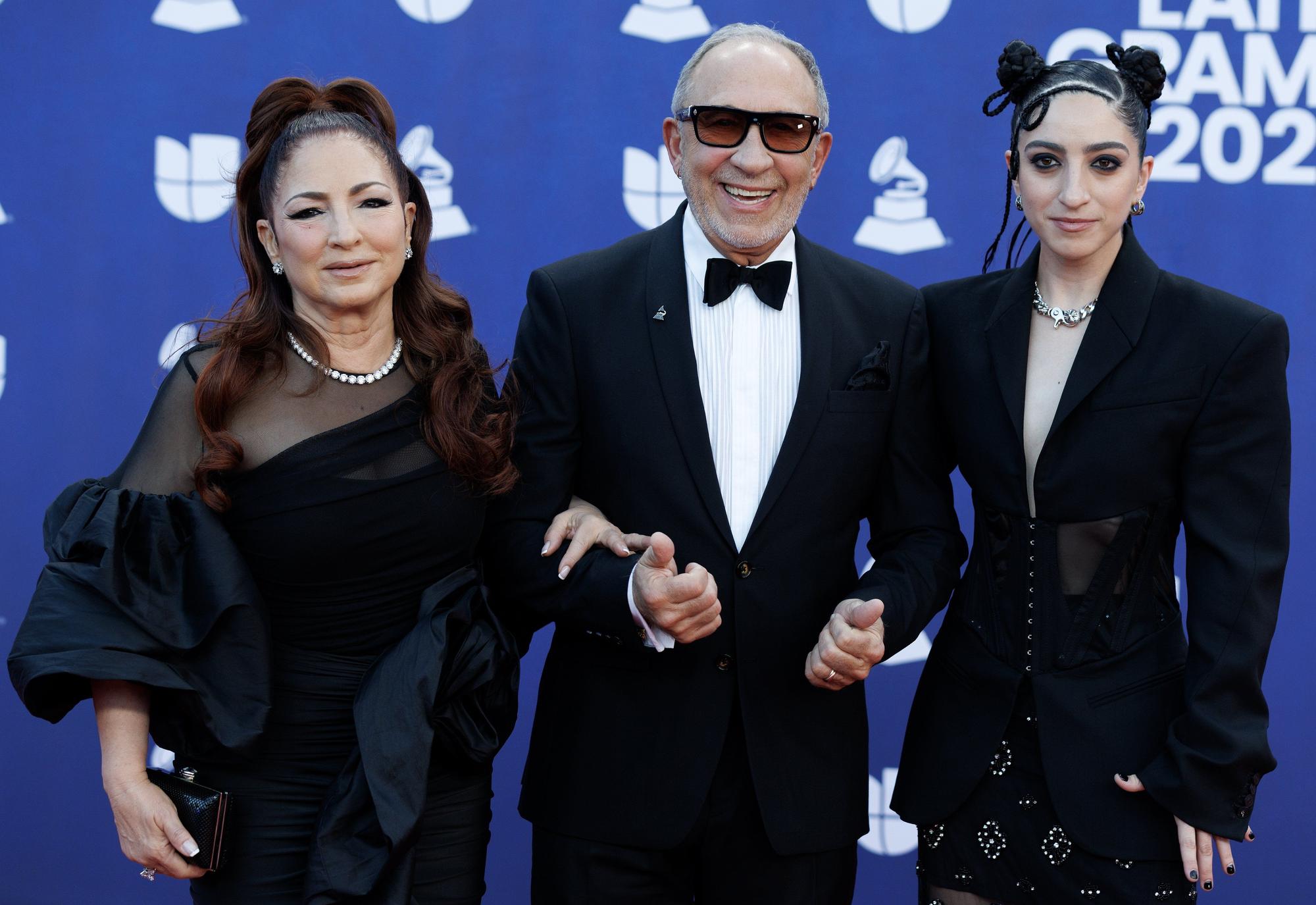Las mejores fotos de la alfombra roja de los Latin Grammy 2025