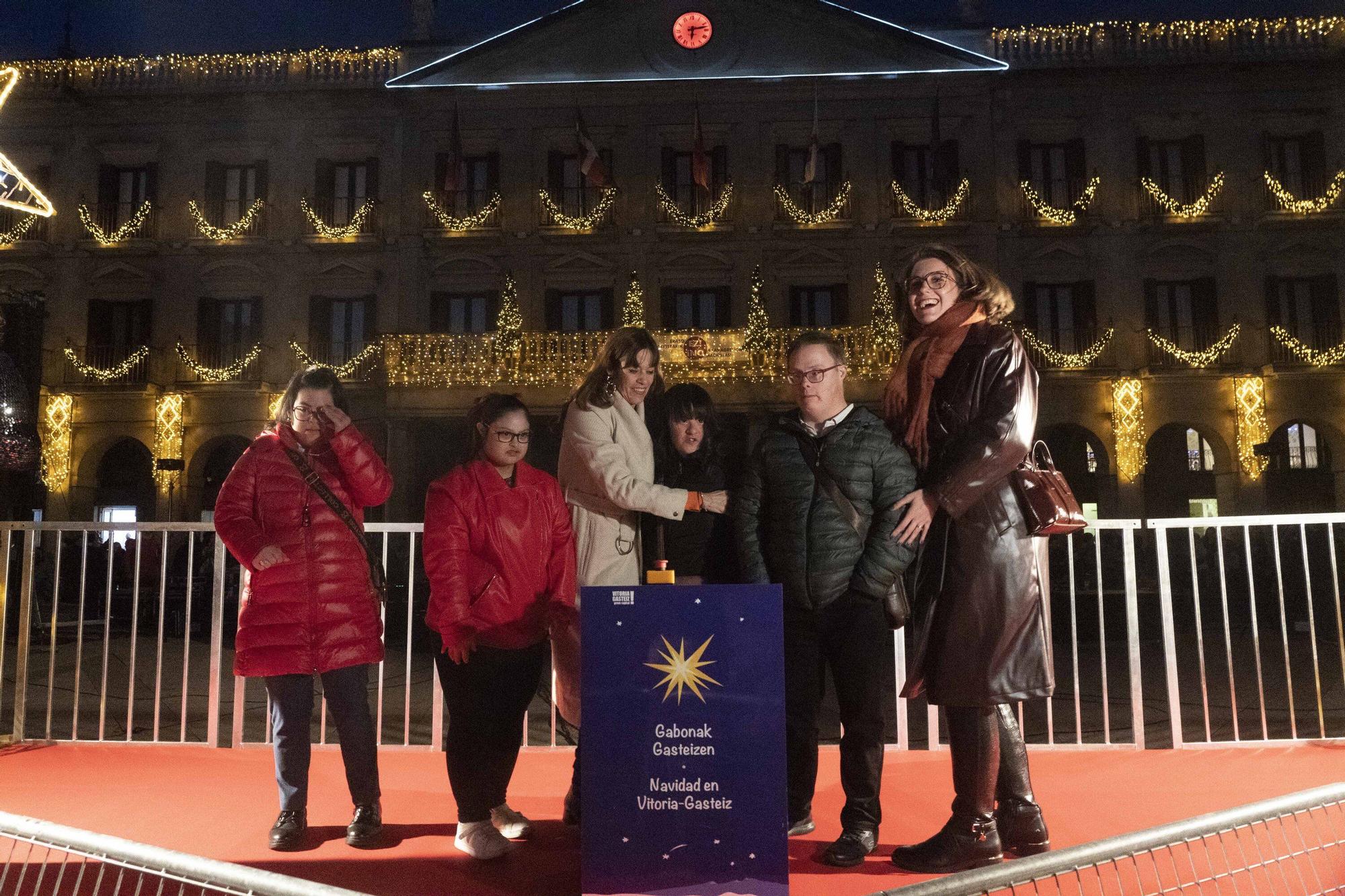 En imágenes:  Vitoria enciende su Navidad