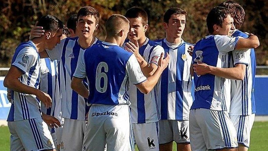 La Real golea en el derbi juvenil