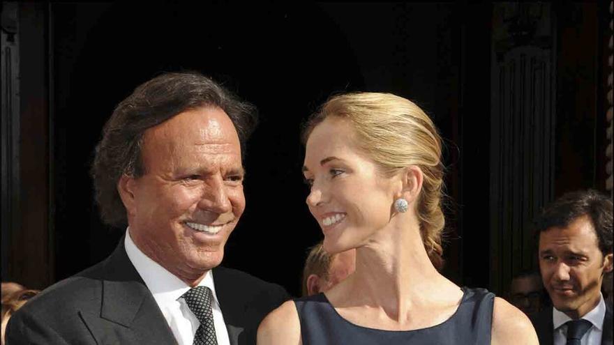 Miranda Rijnsburger, mujer de Julio Iglesias, sale en su defensa:  "A tu lado, siempre"