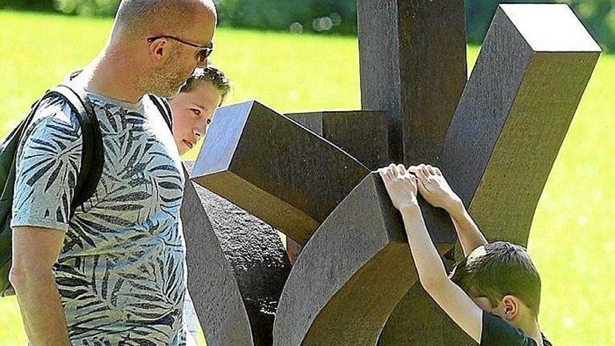 Una escultura de Chillida   se expone  en Londres