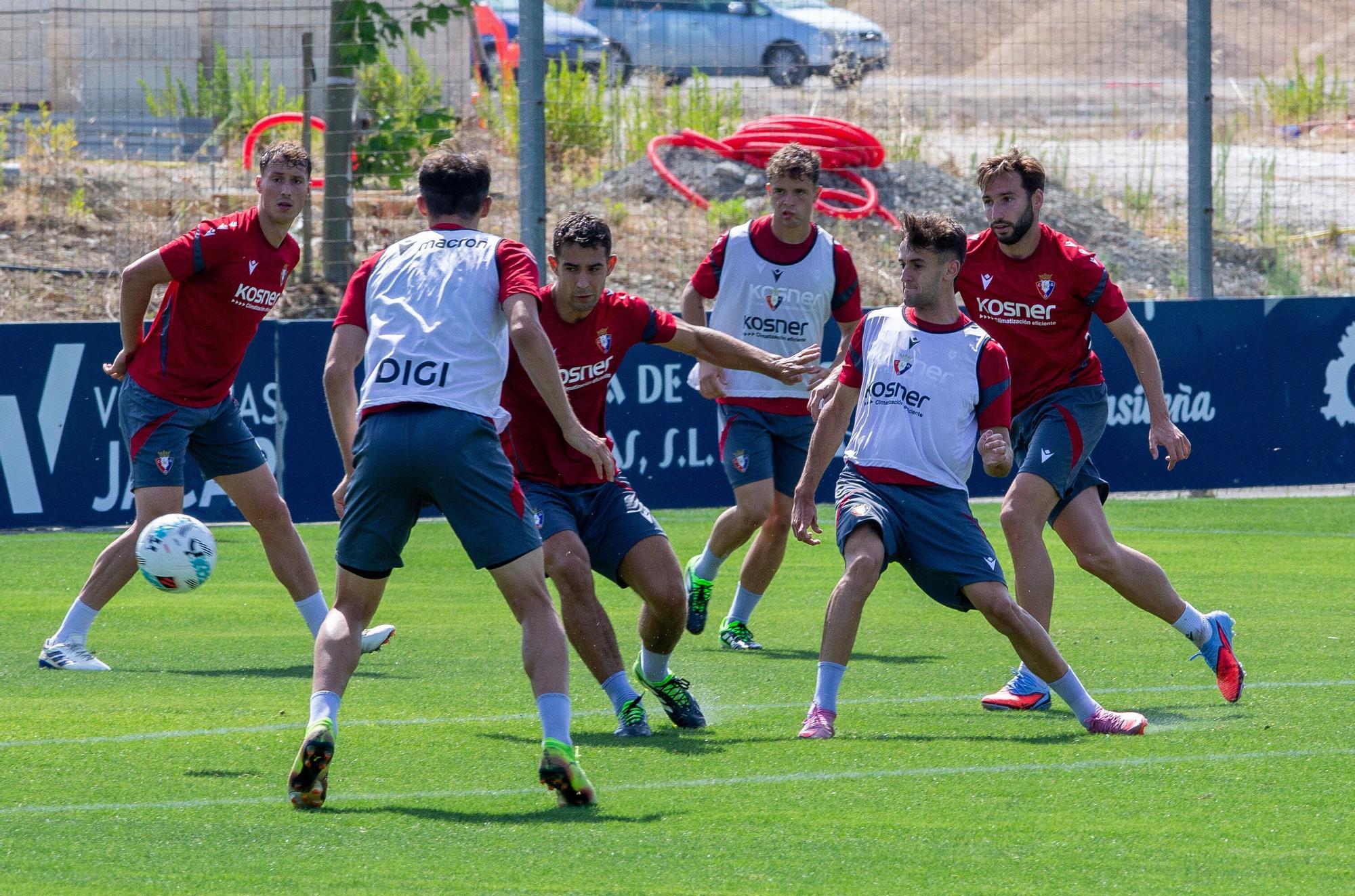 Fotos del entrenamiento de Osasuna en Tajonar del lunes 4 de agosto