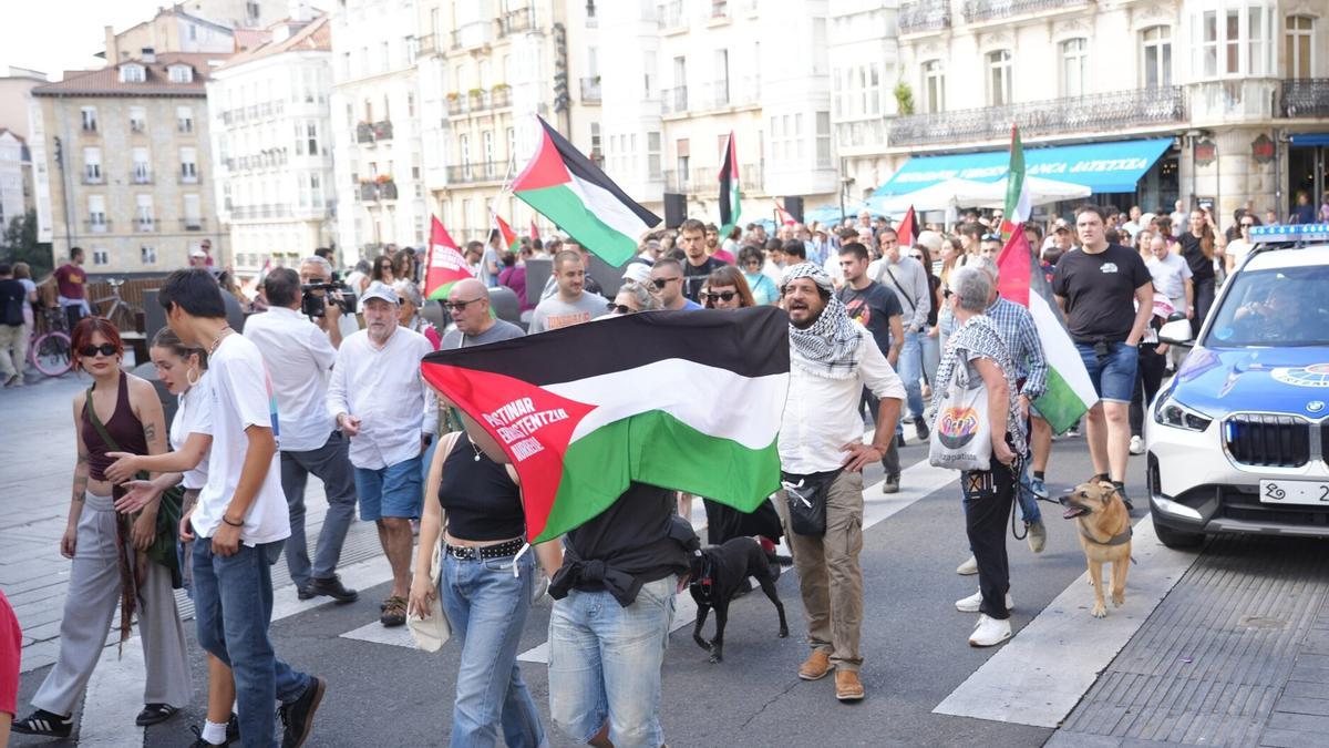 Un momento de la manifestación celebrada este mediodía.