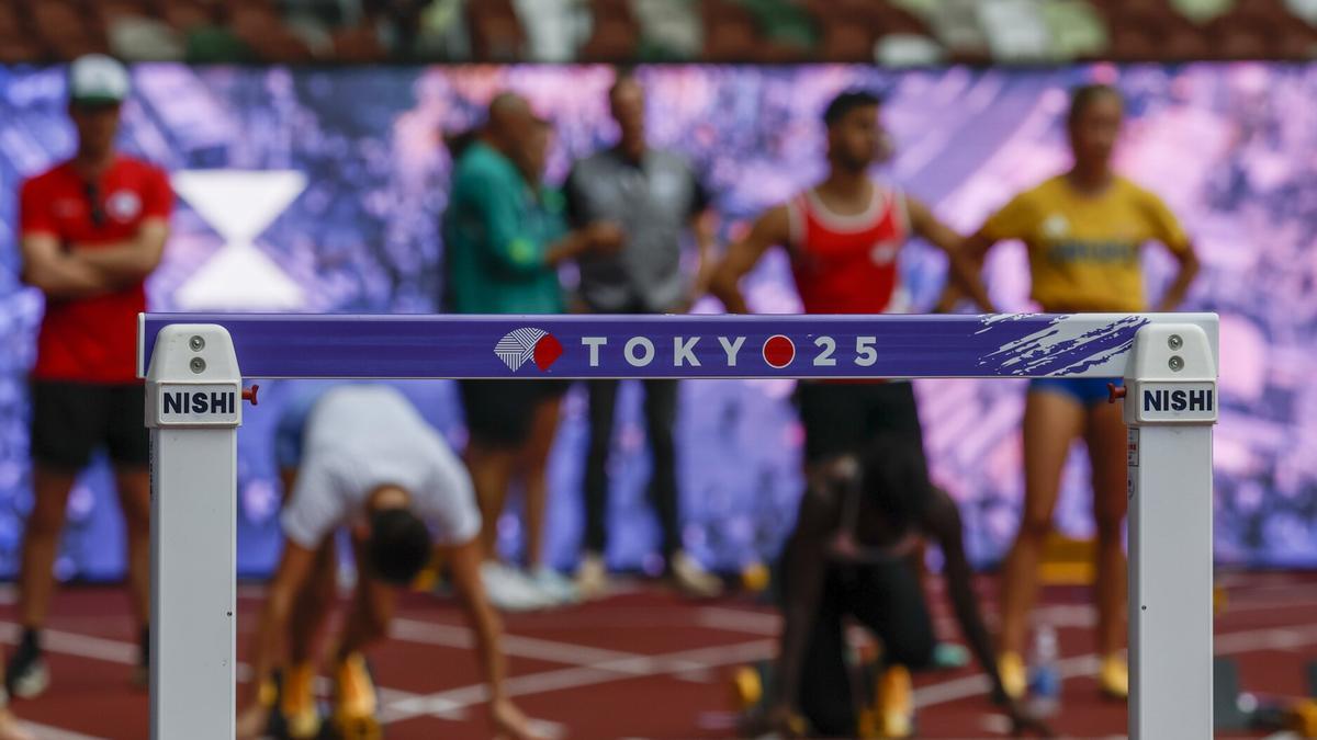 Atletas, en un entrenamiento en Tokio previo al inicio del Mundial.