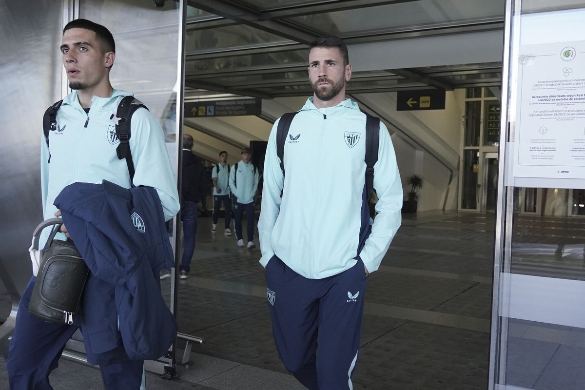 El Athletic vuelve a Bilbao desde Dortmund
