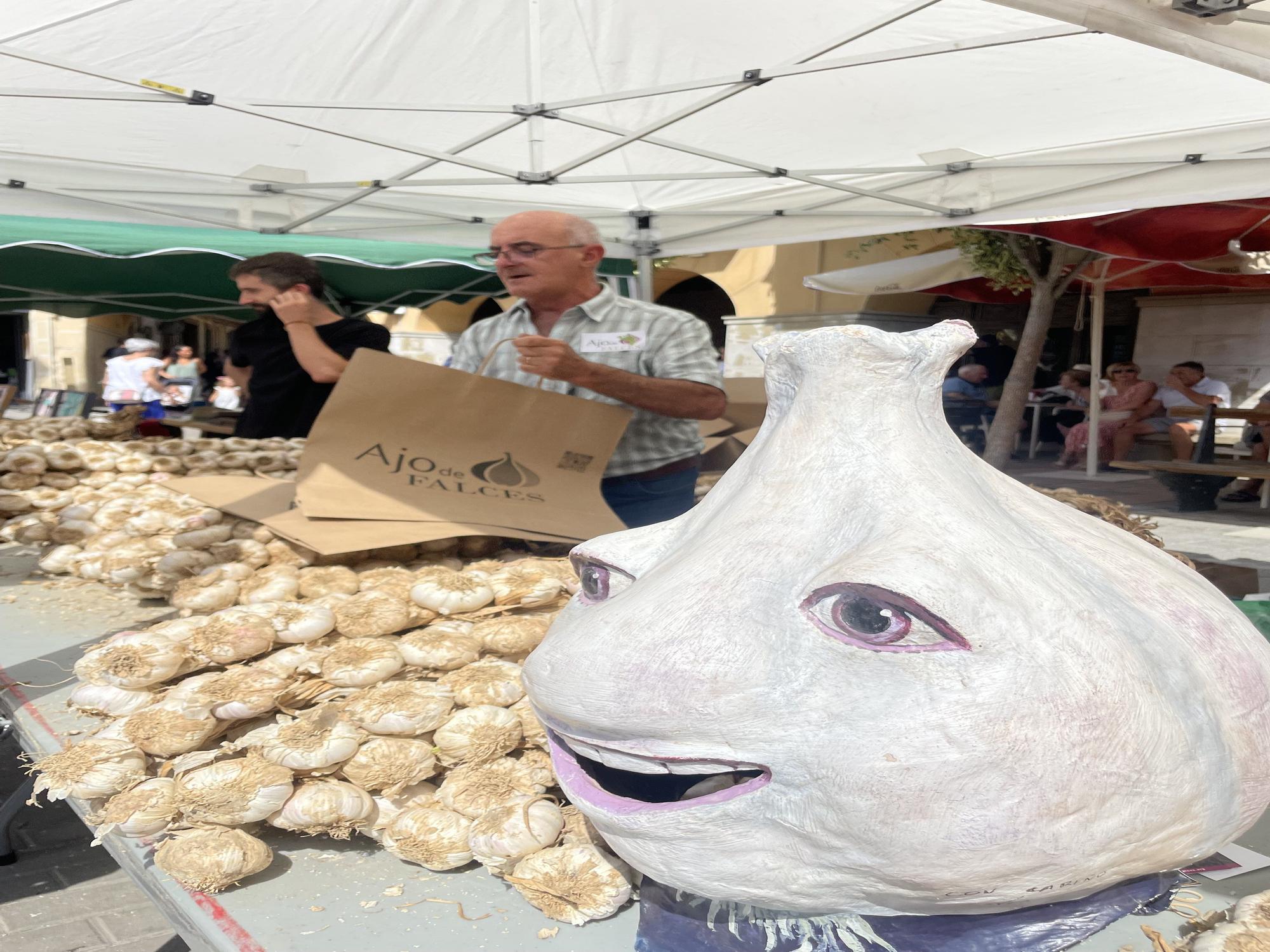 Falces celebra el XII Día del Ajo