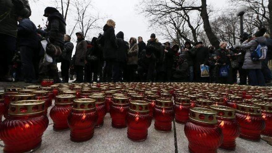 Se formaron largas colas para poder rendir tributo al dirigente opositor asesinado.