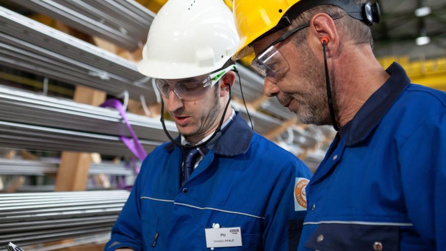 Tubacex busca rutas alternativas en Abu Dabi ante el riesgo de parar su planta por el bloqueo de Ormuz
