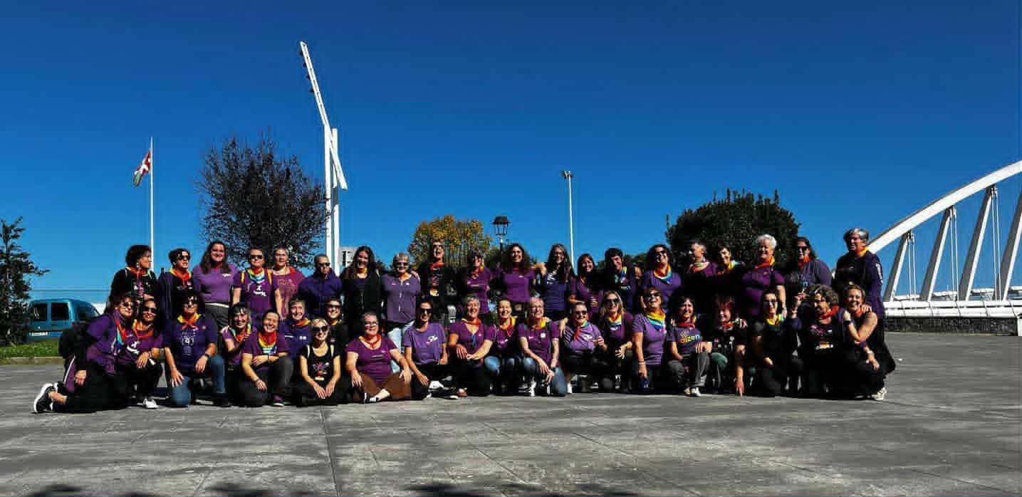 En imágenes: Ondarroa celebra el Día del Abrazo a la Diversidad