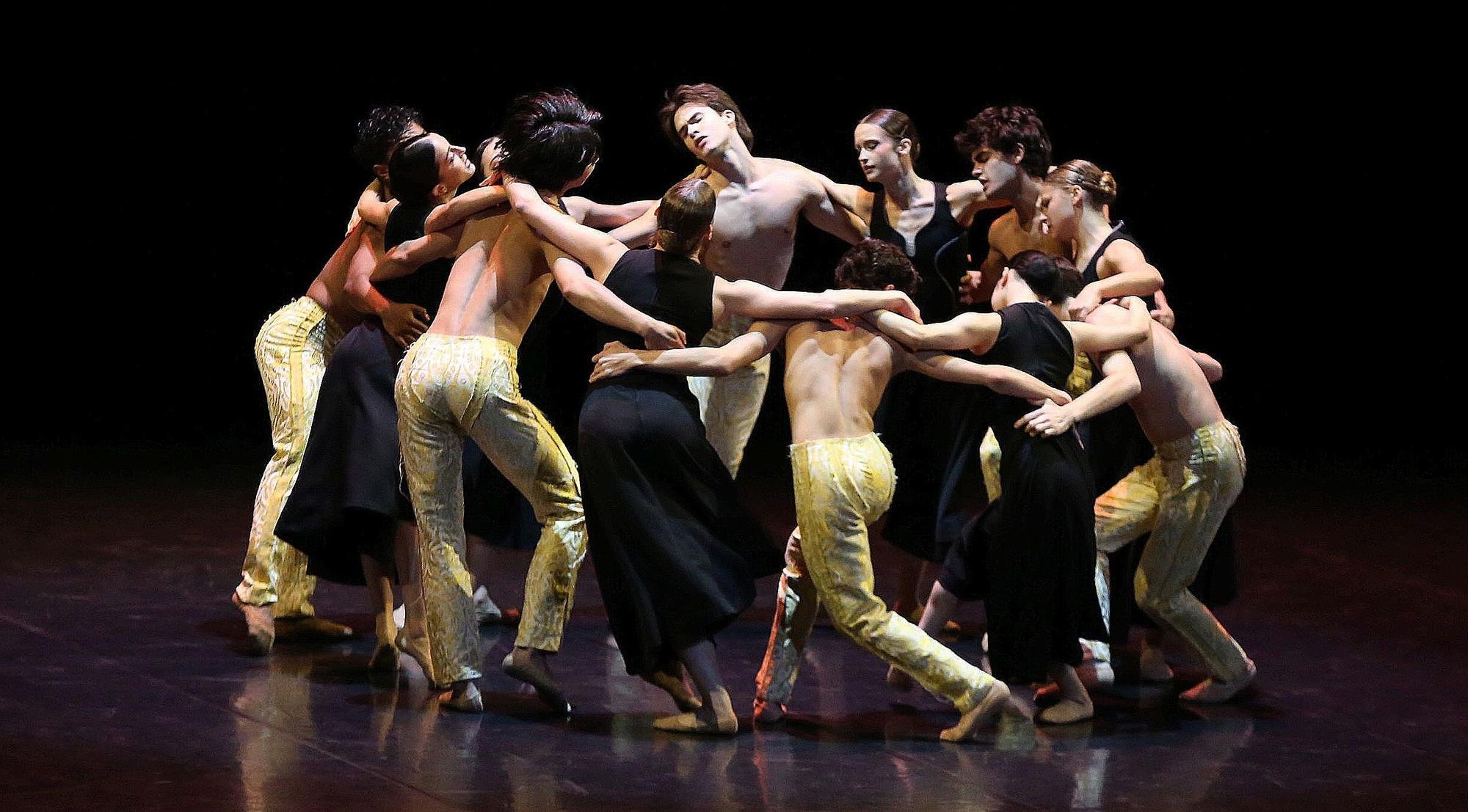 Fotos del espectáculo de danza de la compañía de Nacho Duato