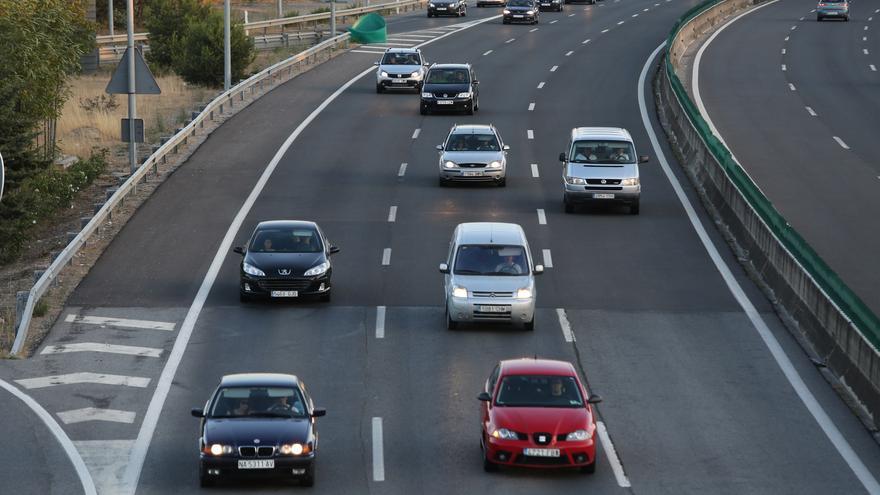 Uno de cada tres navarros no sabe qué coche comprar: gasolina, diésel, eléctrico o híbrido