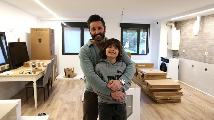 Oskar Lasheras, vecino que vivía en el portal nº28: "No es fácil convivir con una casa que se ha convertido en un recuerdo"