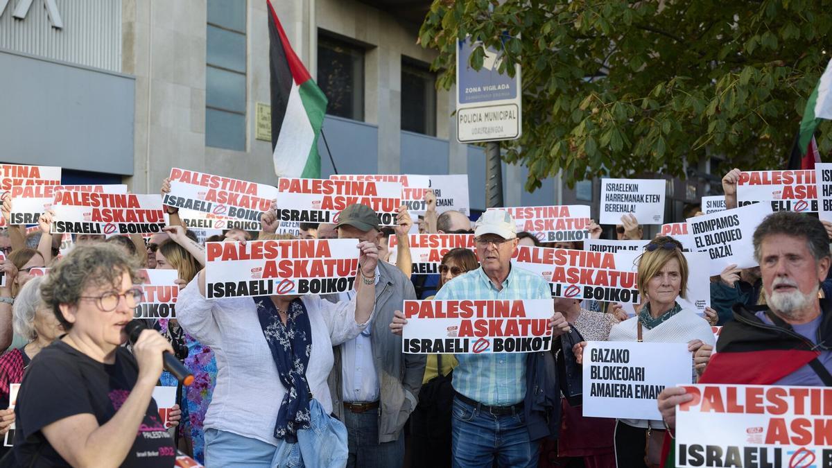 Concentración de este jueves en Pamplona en apoyo a Palestina.