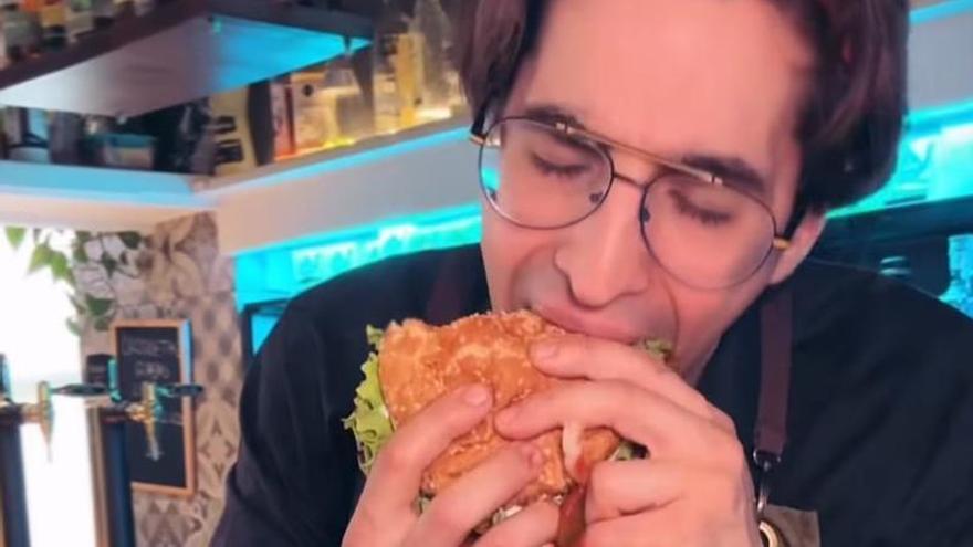 El truco para montar la hamburguesa perfecta y no pringarse
