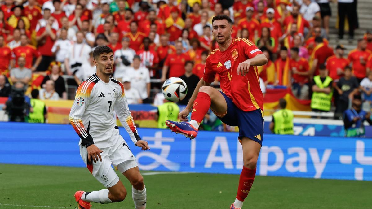 Aymeric Laporte, en un partido con la selección española.
