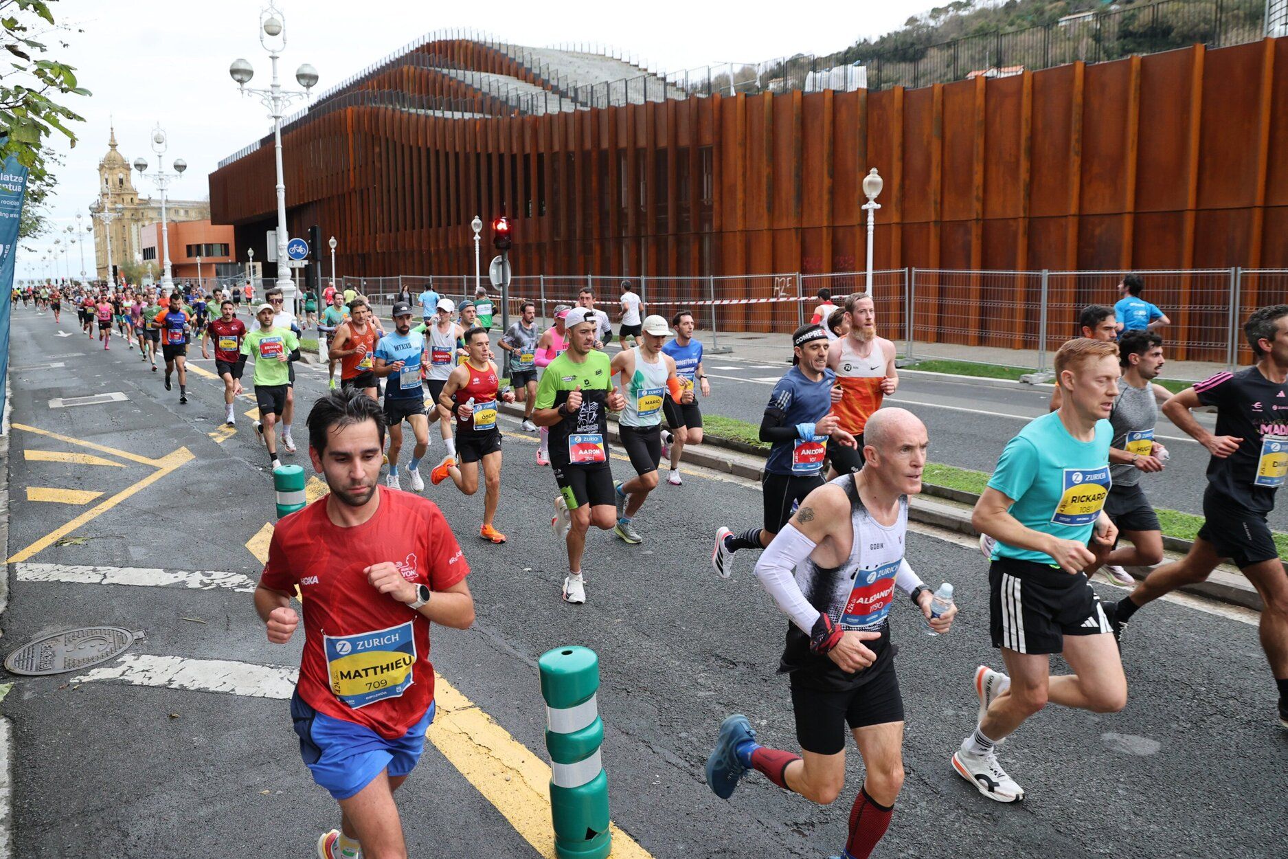 La 46 edición de la Maratón de San Sebastián, en imágenes