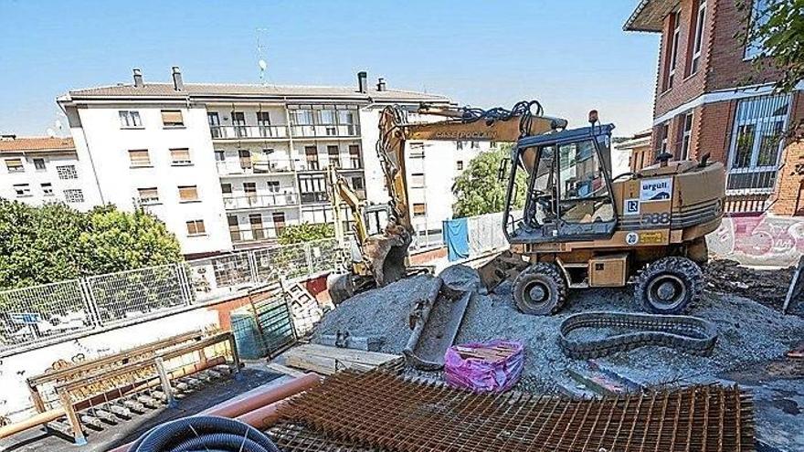 Altzako Harri Berri ikastetxean, oraindik ere lanean